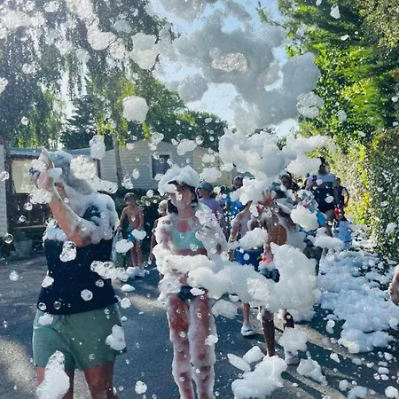 Mobil-home A Louer Dans Un **** Proche De La Et Foret *