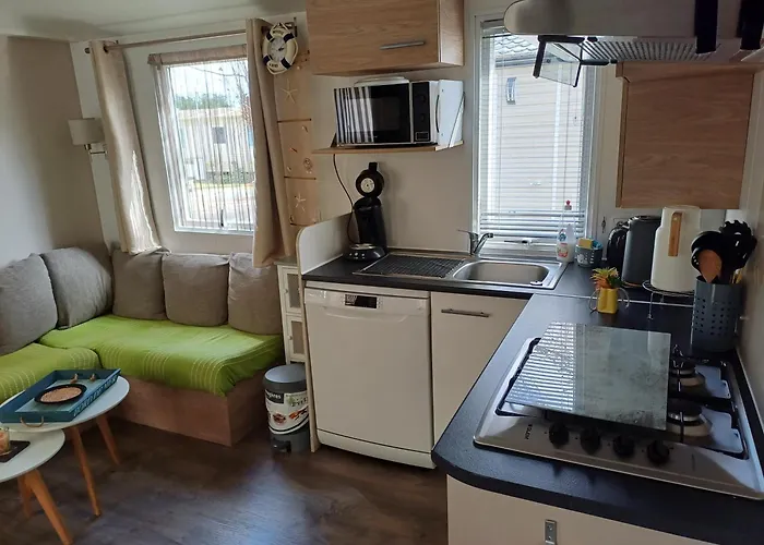مكان تخييم Mobil-home A Louer Dans Un **** Proche De La Et Foret سان جان دي مونت