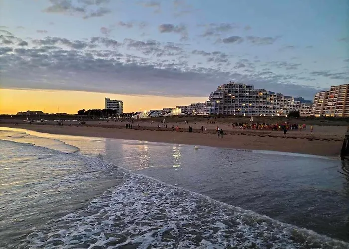 Mobil-home A Louer Dans Un **** Proche De La Et Foret مكان تخييم