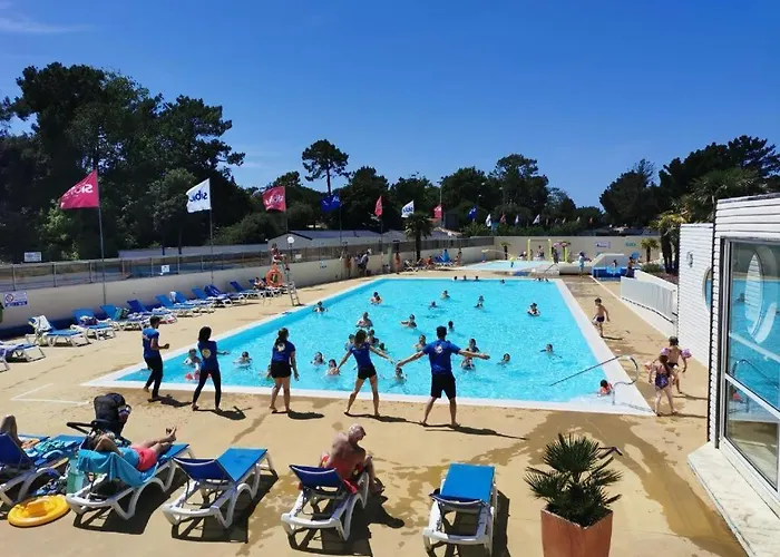 مكان تخييم Mobil-home A Louer Dans Un **** Proche De La Et Foret