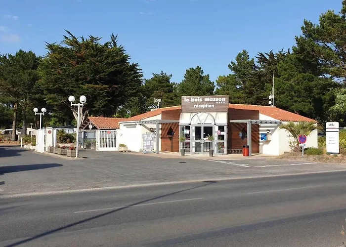 مكان تخييم Mobil-home A Louer Dans Un **** Proche De La Et Foret *